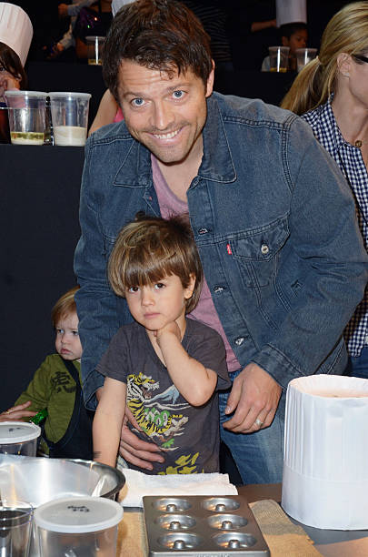 deansslvt's tweet photo. Posting a Misha pic every day until I posted all pics I have.
Day 187 https://t.co/GExhBXQdqG
