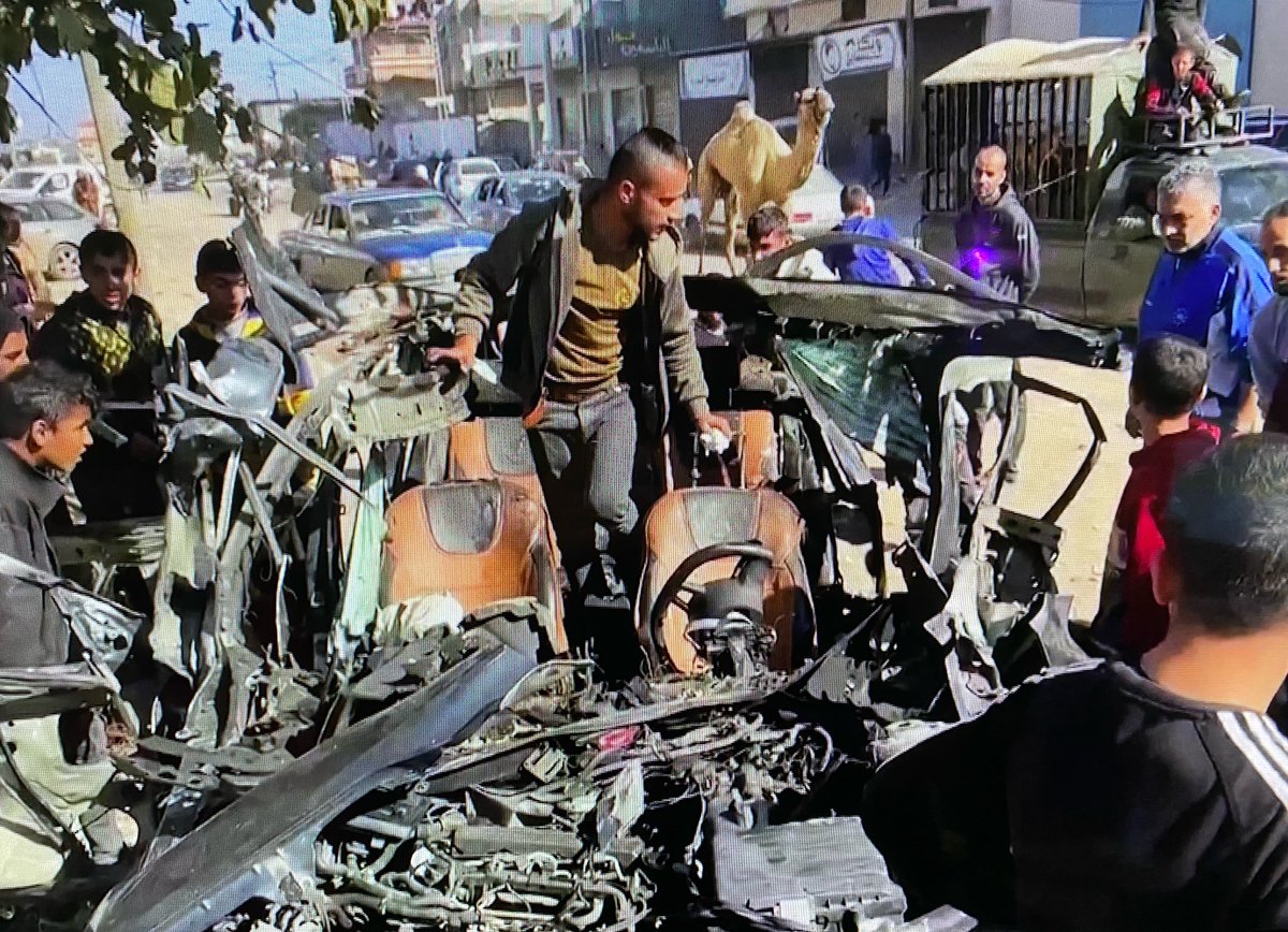 Tonight on @Channel4News: why were journalists Hamza Al Dahdouh (L) & Mustafa Thuraya (R) killed in #Gaza by an #IDF drone last Sunday? We speak to eyewitnesses & have reviewed hours of footage. Was this an intelligence-led strike or were they targeted for just using a drone?