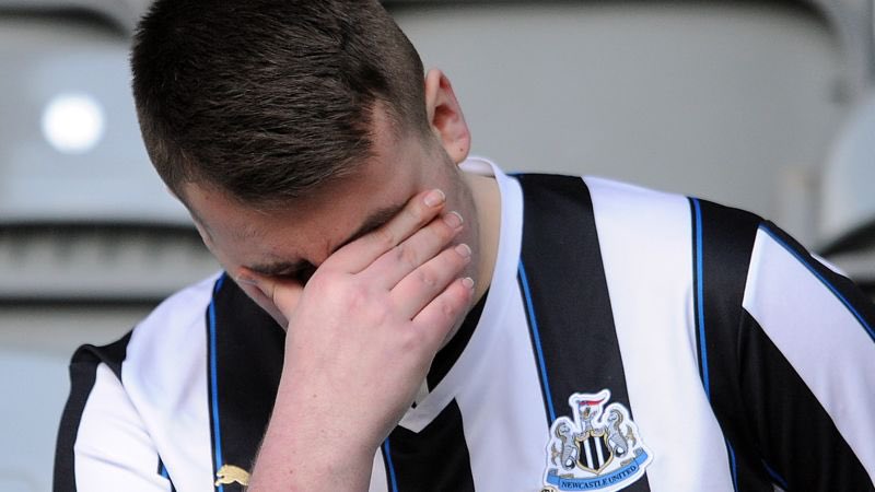 Charlie Bennett tweet media