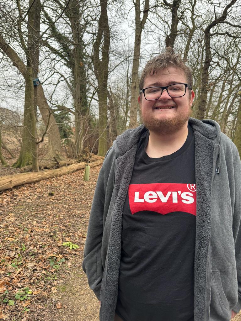 SameDifferenc17's tweet image. Wildlife walks and pub grub! 

#funfridayvibes