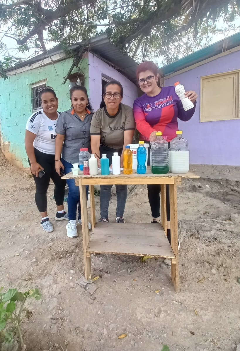 Hoy y todos los días, fomentamos en nuestros hogares el amor, la esperanza y la solidaridad. Vamos juntas y juntos a consolidar la prosperidad que nos merecemos como MUJER y que el empoderamiento de la Patria sea victoriosa. #MujeresEnRevolución