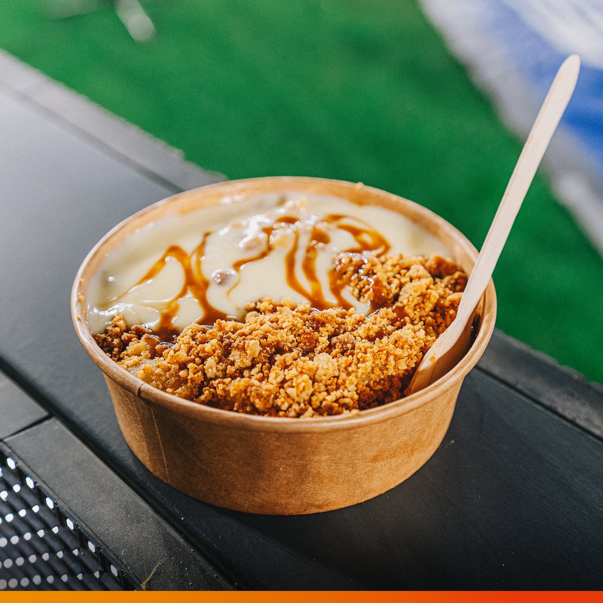 HullCity's tweet photo. Crumble content 😍

#hcafc | @FootyScran https://t.co/iAnIva7g2a