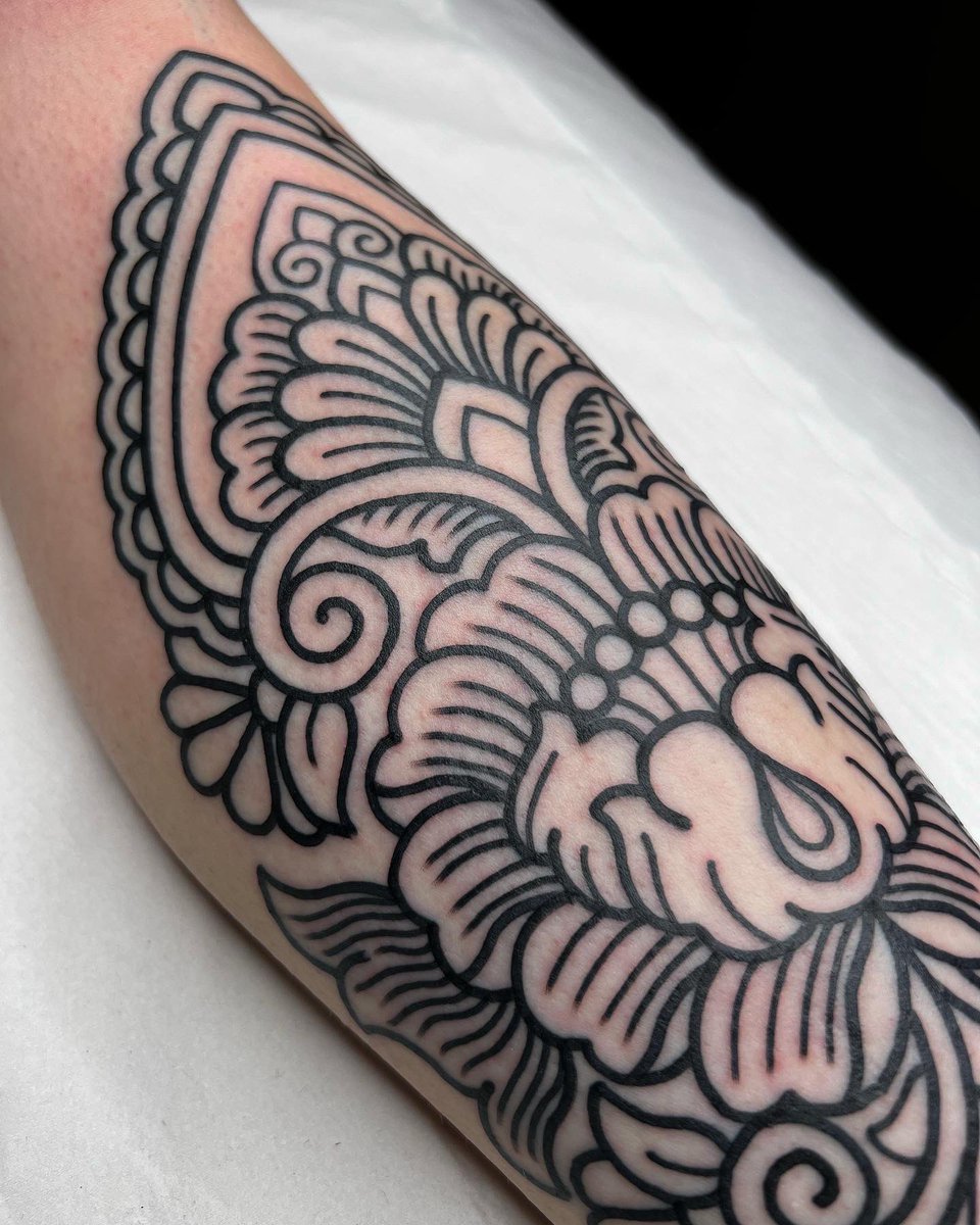 unemployedoli's tweet photo. Tattoo I did last week pals x https://t.co/5pgZMCT4TE