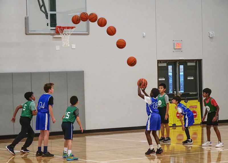 AustinIntSchool's tweet photo. Basketball season is in full swing at AIS! Congratulations to our owls for a brilliant start. We are ready to cheer you on at every game. Allez les chouettes!

#basketball
#teamsports
#austininternationalschool https://t.co/hdD1mXFqMa