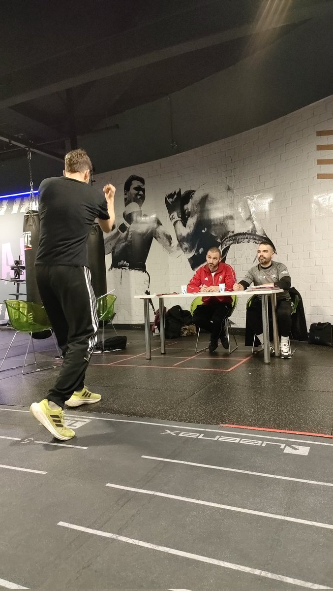 #FormacionDeporteAragon hoy se celebran las pruebas de acceso del primer curso oficial curso de monitor/a de Boxeo de nivel I organizado por la #federacionaragonesadeboxeo y avalado por el <a href="/GobAragon/">Gobierno de Aragón</a>