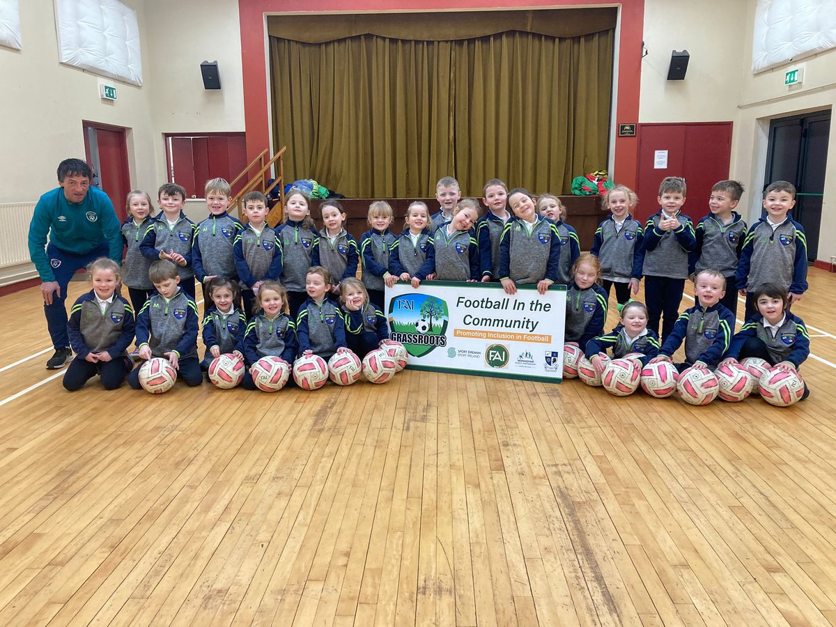 LatnamardNS's tweet photo. Today saw the start of soccer with Euan and what a treat that was. Here we have our infants after a very successful lesson #participationiskey #everyonehavingfun @faischools @FaiMonaghan https://t.co/WvPogWxNkI