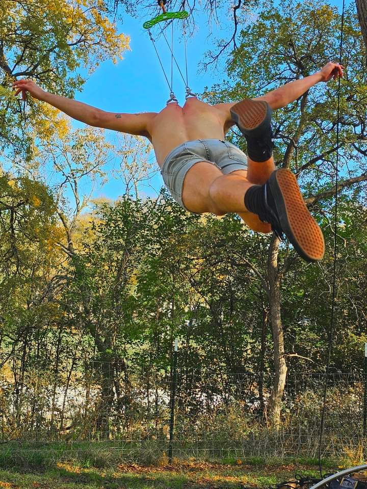 I found body suspension in 2023, looking forward to what 2024 has to offer