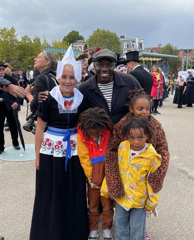 Met een klein deel van een groot gezin op de foto. Leuke herinnering aan een bijzondere dag. #eenhuisvol