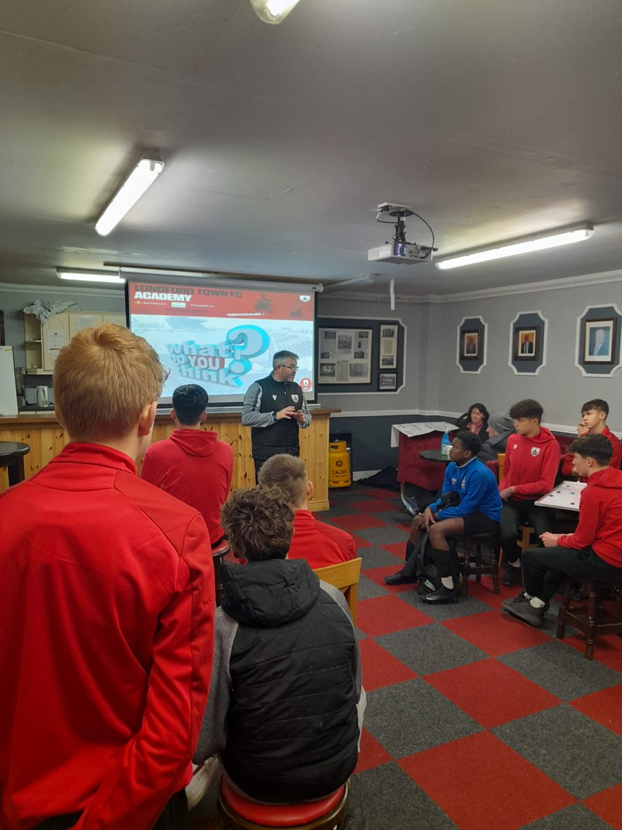 Great interaction in our class room session, session based on  systems of play. Dealing with issues. #playersknowledge