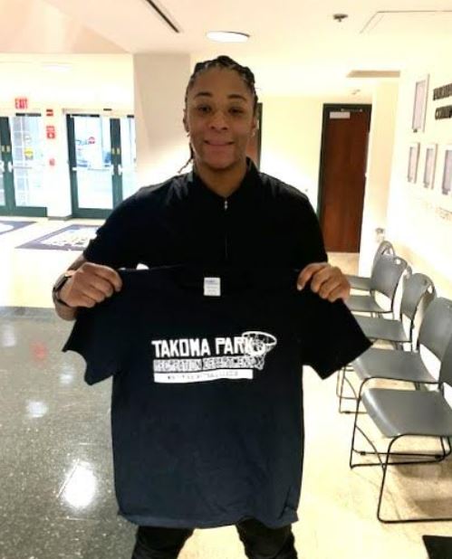TakomaParkPD's tweet photo. Is Officer Lane trading the badge for a basketball? No! But, exciting times are ahead as our fearless law enforcer turns into the Winter Hoop Commander! Brace yourselves for epic layups and justice served on the court! #WinterHoops #CoachLane #TakomaParkRecDept @TakomaParkMD https://t.co/UaCxTV43Zu