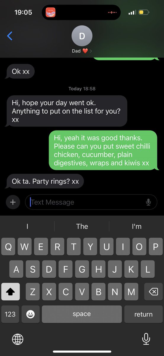 amyjessicac's tweet photo. Standard text exchange between 23 yr old me and my Dad 😭🥹 https://t.co/t5MNATBZnj