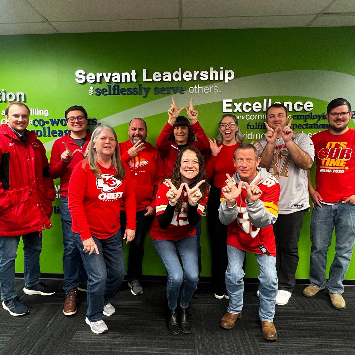 AffinisCorp's tweet photo. Affinis is RED-y to watch the Chiefs take home a "W" at the playoff game this Saturday night! Who are you rooting for in the playoffs?
GO CHIEFS!
#SeeYourselfAtAffinis
#GrowWithAffinis
#MovingCommunitiesForward https://t.co/dhR0PdSGM0