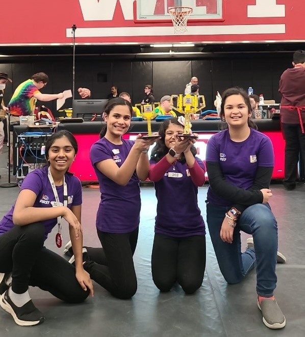 Check out the blog to learn how Diary of an Innovator Team UniQorn Dreamers decided what to focus on for their Innovation Project and how they prepared for their #MASTERPIECE tournament: hubs.ly/Q02ghlH40 #MoreThanRobots