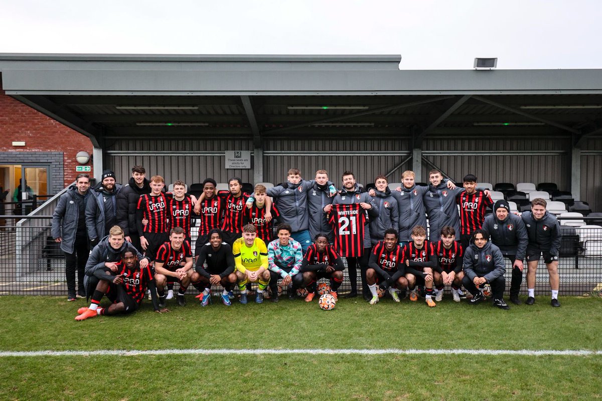 Elliot Whiteside tweet media