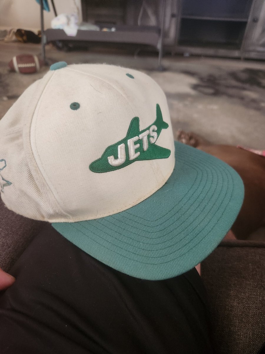 TundieTV's tweet photo. Found this in my old storage, always been a fan and never quit. I got this hat in 2010 been there ever since. @CurrenSy_Spitta https://t.co/po1Zfg1f5R