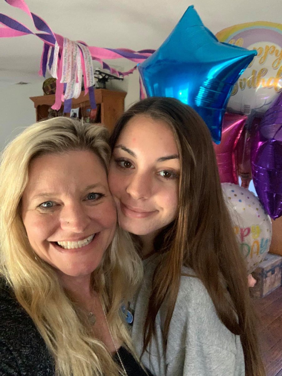 If you want to talk, you already known what to do 🥰