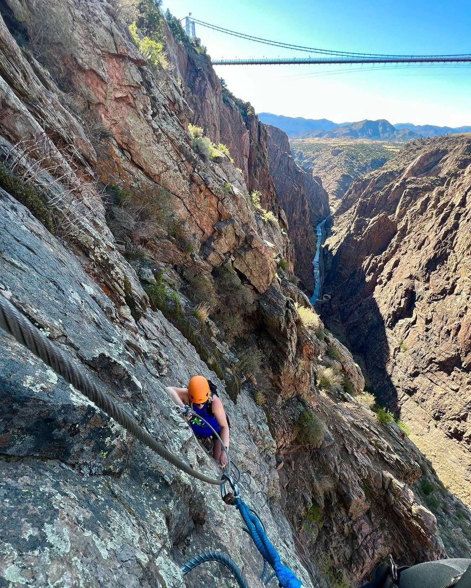 Royal Gorge Bridge tweet media