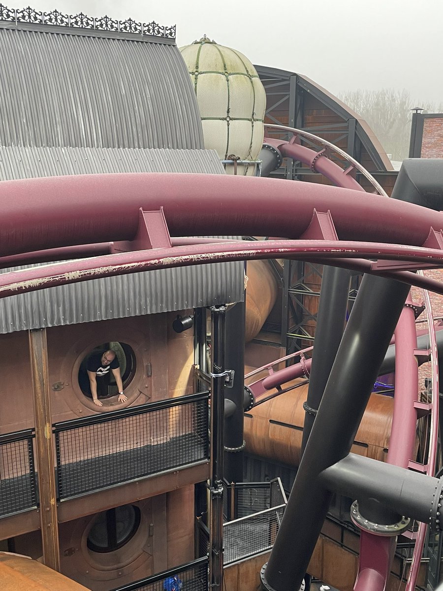 caryss_b's tweet photo. amazing 2 days at phantasialand. theming and attention to detail is insane. park exceeded all my expectations. F.L.Y is a good coaster made world class by the theming. taron replaced RTH as my no. 2. charles lindbergh was an epic experience and i was completely blown away :D https://t.co/aiSZe57bHr
