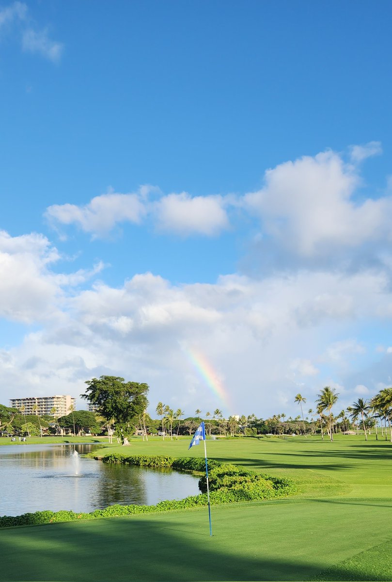 GoonerMaui's tweet photo. Seems like a nice day for it.🙂
#AlohaFriday
#Golf ⛳️
@kaanapaliresort
And all the best to @JustinRose99 & #Fooch over at R2 of the #SonyOpen https://t.co/Cy2WP9JrP9