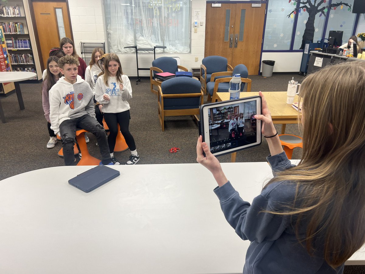 Wise7th's tweet photo. Making stop motion videos today with their groups. Some of the directors learned very quickly that 7th grade students sometimes don’t listen or follow directions. Imagine that!?! https://t.co/hu4qlNqJyq