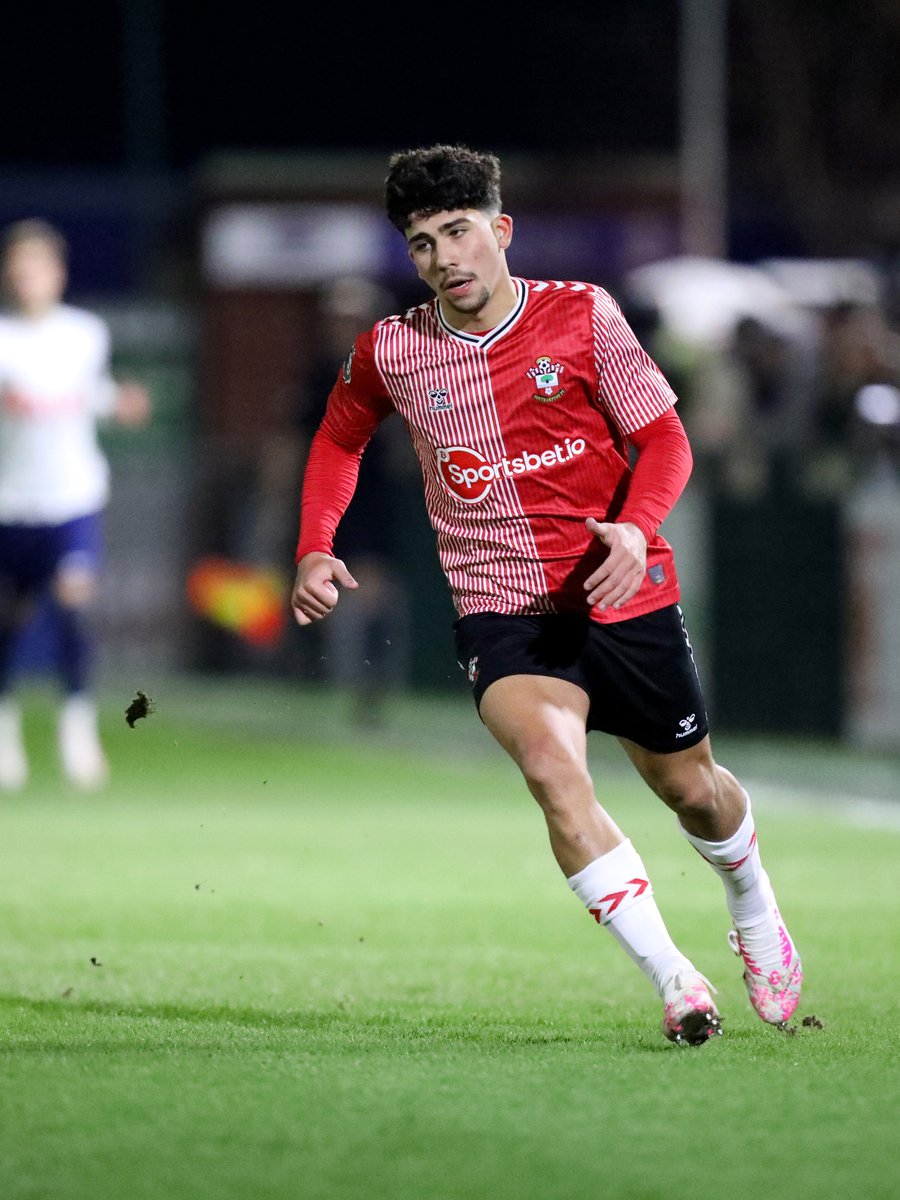 SouthamptonFC's tweet photo. Harrison Miles
Alejandro Gomes Rodriguez

#PL2 debuts for #SaintsFC's 15-year-old duo ✨ https://t.co/WkB1dz50gw