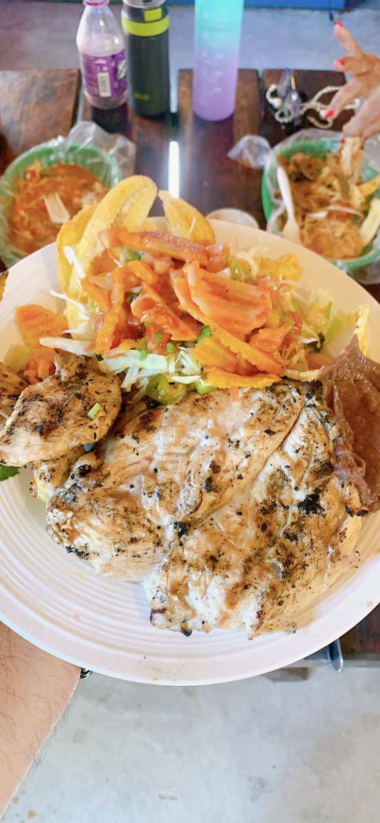 Pollito asado 😍😍😍😍

Los Esperamos! 

I ❤️ Pascualillo 🇭🇳
