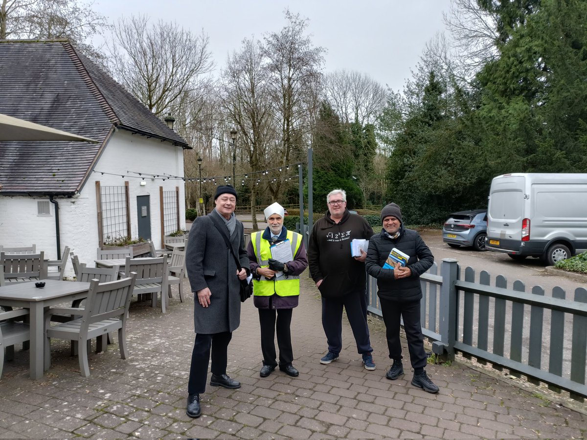 Wintery cold day campaign session in #Bablake ward for local candidate Cllr Steven Keough. It was great to speak to residents on the doorstep and listen to their views.