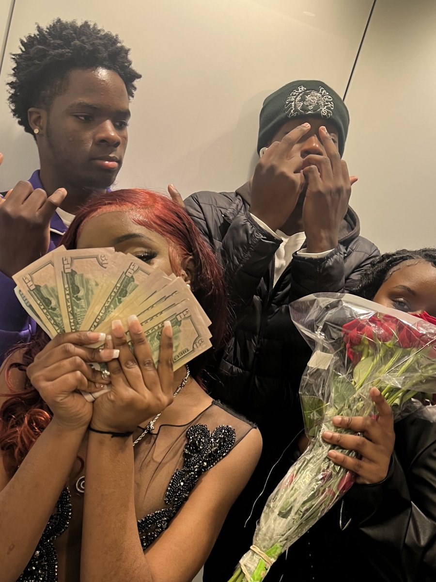 luvfantaa's tweet photo. I can really post u for days ☹️the most kind-hearted person u were truly one of a kind I know u up there laughing at us while we cry u left such a big impact without u half of the stuff we do would not be possible I’ll always miss you & love u #longliveswipe🕊️ https://t.co/aerGOmjlsv