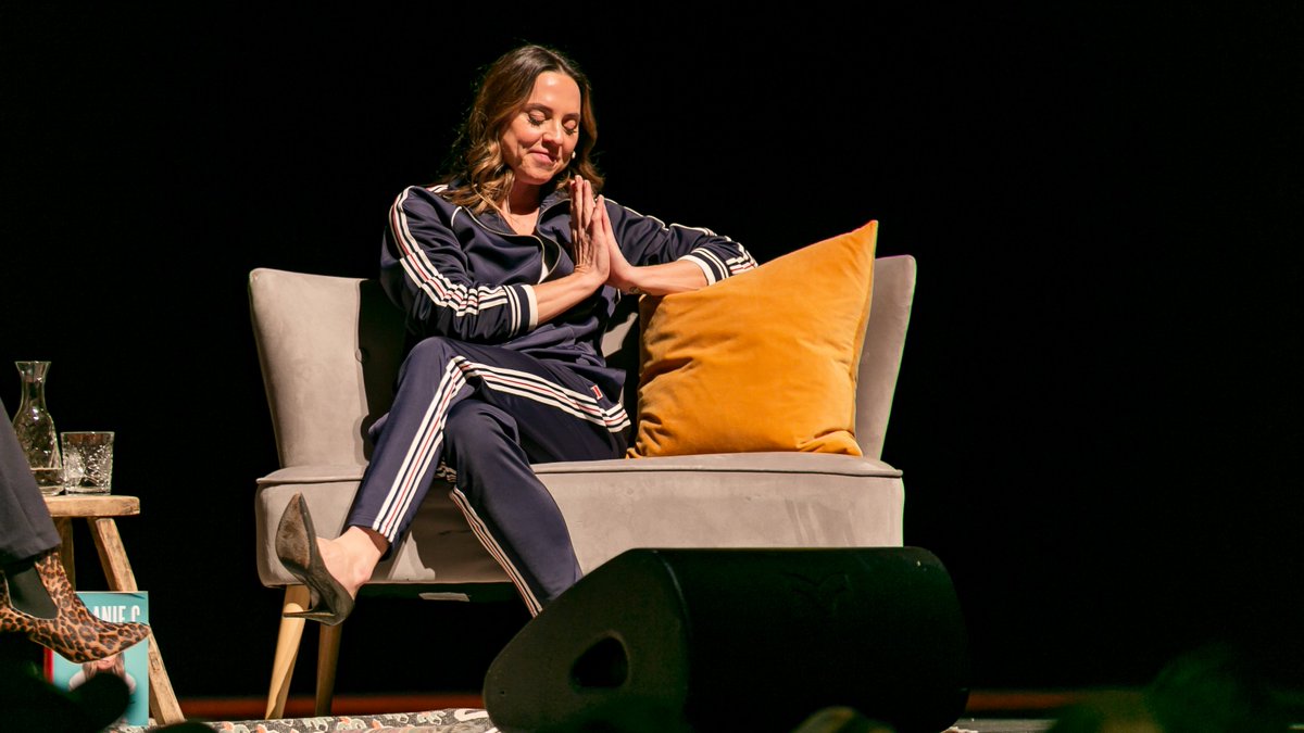 GfordBookFest's tweet photo. ๐ Happy birthday, Melanie! ๐
Wishing you a truly wonderful day! Sending you love and positivity your way on your 50th! ๐
With #FlashbackFriday vibes, we have a few photos taken from your 'Who I Am: My Story' event!
#GuildfordBookFestival #MelanieC #SpiceGirls #AdeleParks https://t.co/1yJsXeqNcX