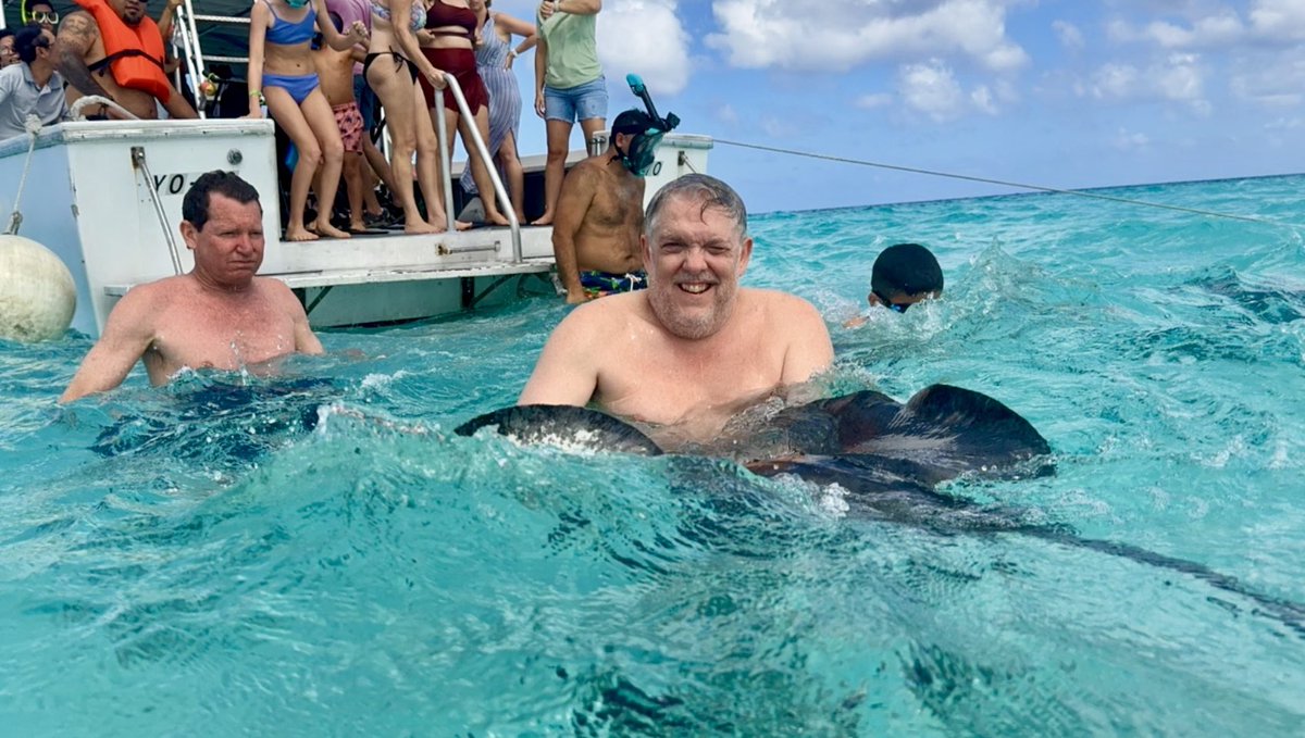 Hanging out in the Cayman Islands. 

#CaymanIslands #CelebrityAscent #celebrityedge #CelebrityCruise