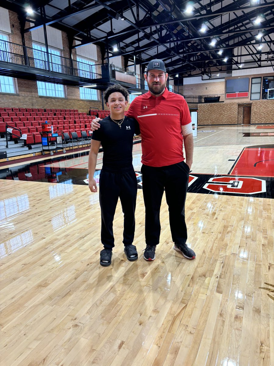 Cesar Gonzalez tweet media