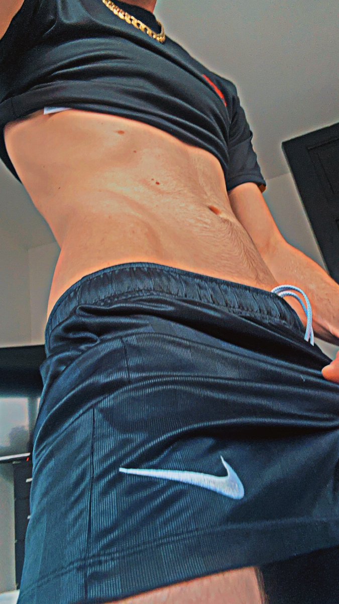 hungchavboii's tweet photo. Who can swallow this monster 👿 

Retweet if you want a load 🍆💦💦

https://t.co/9jQ13YpvRH
Insta - Hungchavboi https://t.co/Y2JcfbmD5Z