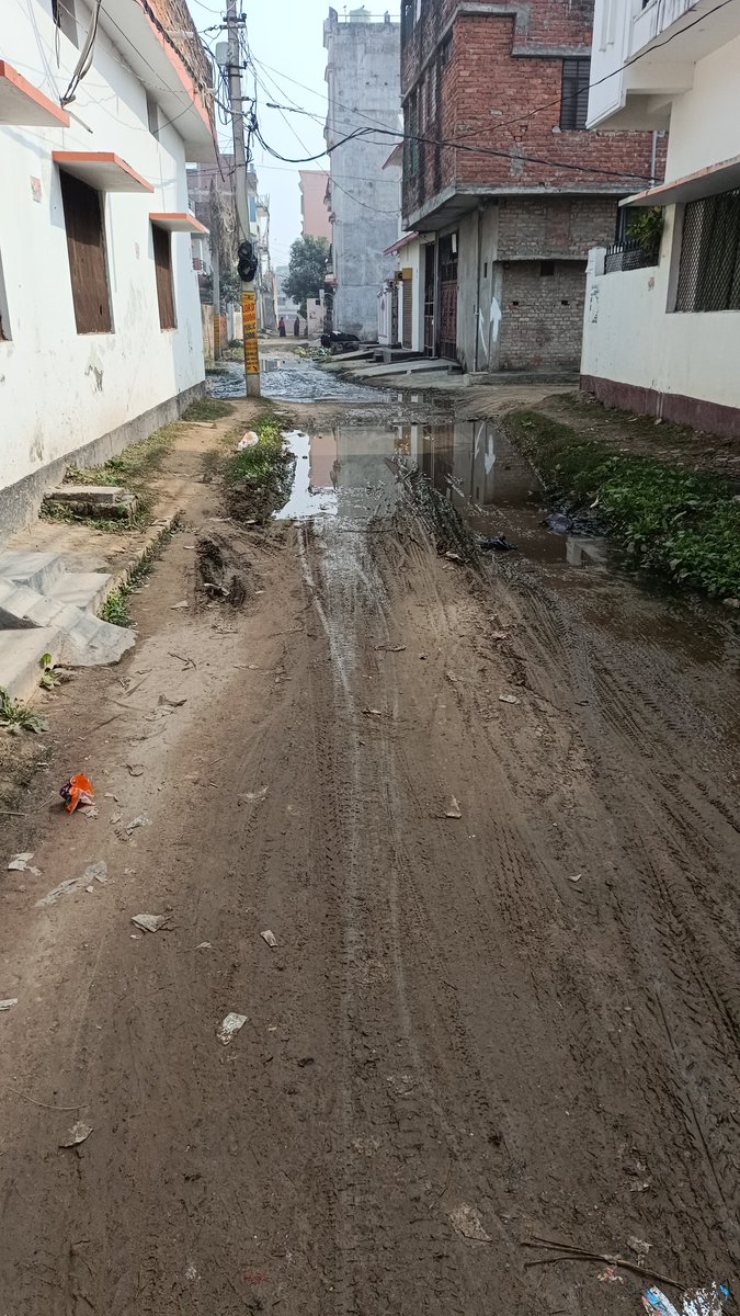 111Prashant11's tweet photo. @MCGorakhpur @myogiadityanath @ravikishann @DrMangleshBJP @CMOfficeUP @NagarVikasUP @myogioffice @NagarNigamGkp @SwachhBharatGov @SwachSurvekshan @swachhbharat @RoopaMishra77 @Secretary_MoHUA @MoHUA_India @PMOIndia New Colony Badago Ranibag Gorakhpur. 7525991752 https://t.co/ucyXUb8iVB