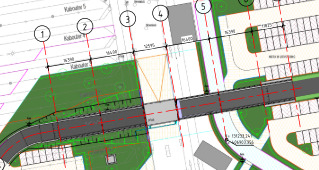 Eftelist's tweet photo. Op de parkeerplaats komt een nieuwe tunnel om parkeren bij het Efteling Grand Hôtel makkelijker te maken. Hij wordt ingebed in ruim groen, en de promenade lijkt al vanaf de garderobe een helling te krijgen, zodat de tunnel minder diep hoeft te worden. (Foto 2&amp;3🗺️✂️📷 Eftelist) https://t.co/10Xw0Mr1FO