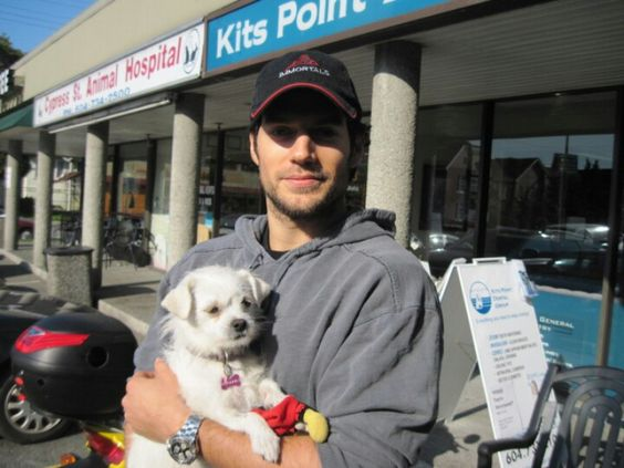 nsu_mark's tweet photo. E O BOYFRIEND OF THE DAY BEFORE YESTERDAY: henry cavill https://t.co/3fBR2e0NDo