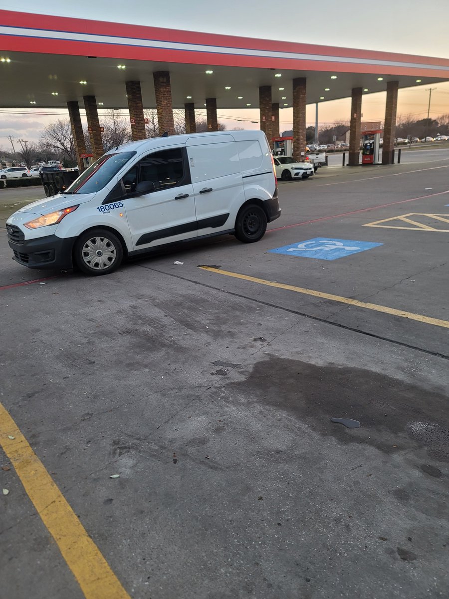 texas_nurses's tweet image. This is an ,armed security truck parked in front of a convenience store in my neighborhood.  You can see he is blocking a handicap parking space.  When I went inside, I spoke with the manager who said, oh.. he won't be long.  1/3  #disabilityawarness #accessiblitymatters #rehab