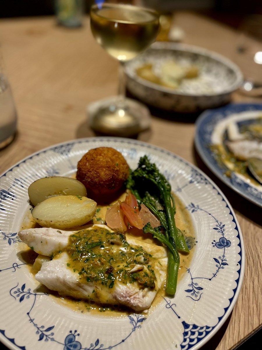BrendanMoore4's tweet photo. The cream of Irish seafood. John Dory chop with mussel butter and pickled radish. Langoustine Bon bons with langoustine bisque. Was looking forward to this all day after a cold stand ❄️
#eatmorefish https://t.co/YH2uzjYwFq
