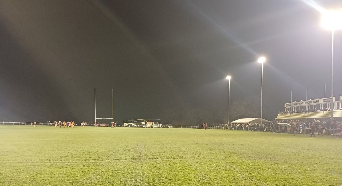 Half time here at <a href="/DunvantRFC/">Dunvant Rugby Club</a> for the Ospreys Youth Bowl final 
<a href="/MorristonYouth/">Morriston RFC Youth</a> 15
<a href="/TaibachRFC/">Taibach RFC</a> 7

#youthrugbyrising