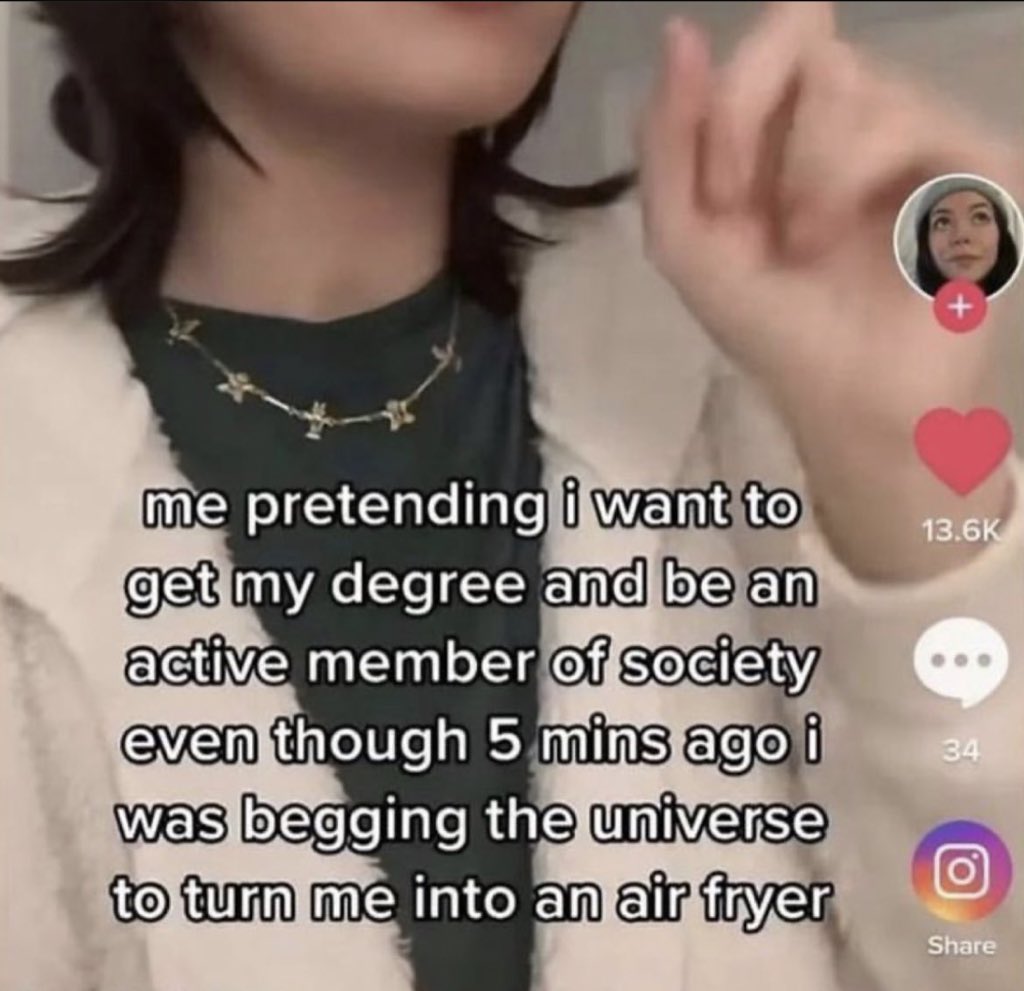 whotfisjovana's tweet image. 