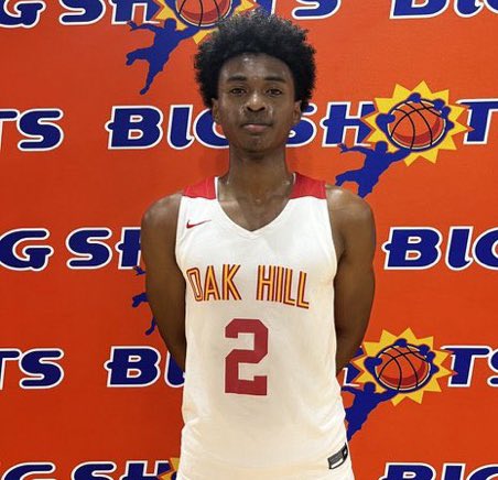 BigShotsGlobal's tweet photo. Team Preview: See @oakhillred at @Friendshipcars1 #VAInvitational #BIGSHOTS Jan. 19-21 at Virginia HS in Bristol, VA 

Featuring: 
*TJ Jackson 2025 6’1 PG - Offers: Trinity College
*Donovan Rakotonanahary 2024 6’7 SF - Offers: Benedict
*Stephen Rosch 2025 6’7 SF
*Gavin Cormany 2025 6’3 G
*Austin Omondi 2024 6’6 G - Offers: Lewis & Clark: 

https://t.co/IrDUuVelbn