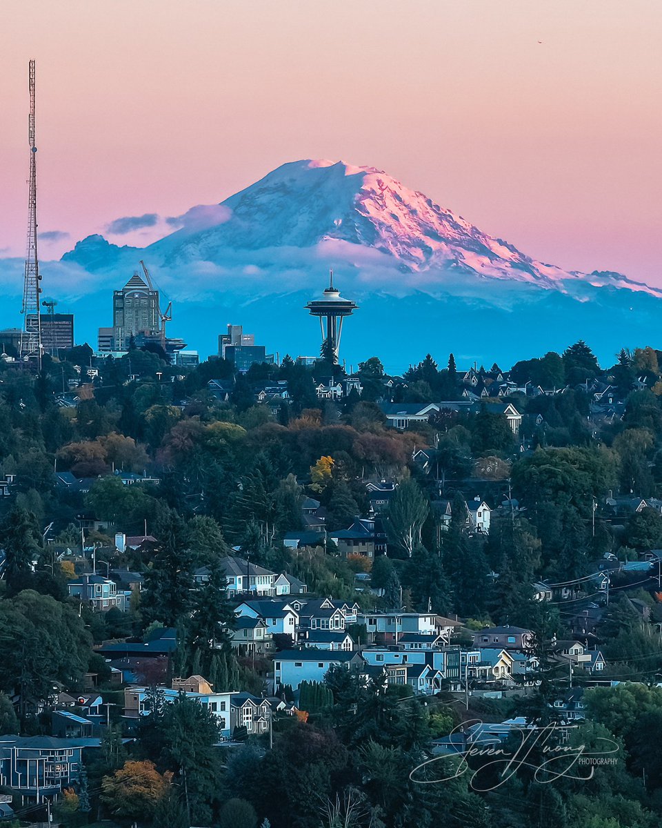 Enjoy living in Alabama, <a href="/KalenDeBoer/">Kalen DeBoer</a> !

Husky Nation will be rightttt here 🗻🌲 #PurpleReign 

📸: <a href="/steven_t_luong/">Steven.T.Luong</a>
