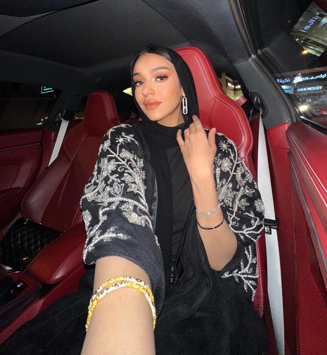 zenaemaad's tweet photo. Bling https://t.co/bH2a8zkaLR