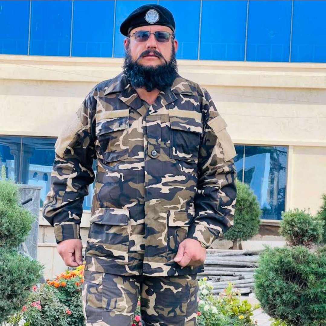 mobeenkhan1231's tweet photo. امیدوار کوئی بھی ہو، برادری جو بھی ہو، نشان کوئی بھی ہو، صوبہ کوئی بھی ہو، امیدوار ووٹ مانگنے آئے یا نہ آئے، حلقہ جو بھی ہو، حالات جو بھی ہوں، ظلم جتنا مرضی بڑھ جائے، وہ خود لڑے یا کسی کو لڑا دے، ووٹ صرف اور صرف عمران خان کا۔
#ساڈا_بلا_بھاری_ہے https://t.co/nDC2rAImUQ
