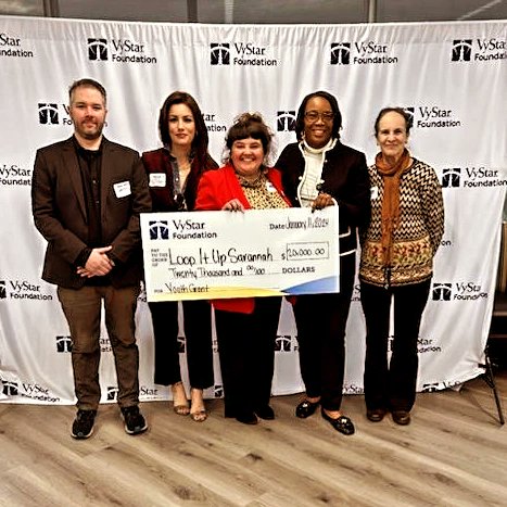 LoopItUpSavannah! tweet media