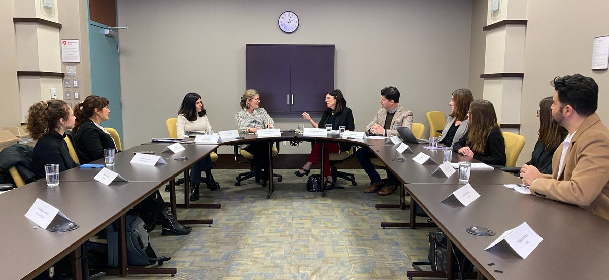 FedDevOntario's tweet photo. Min. Tassi participated in a roundtable with young entrepreneurs to hear the challenges they face in today’s workforce. They shared insights, & exchanged ideas & opportunities for collaboration. Young entrepreneurs are a key driver to a strong economy in #southernON. https://t.co/iQyXGpAIVZ