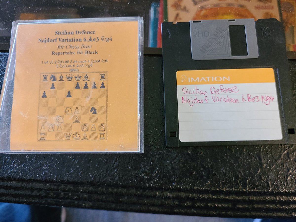 GMHikaru's tweet photo. The world of chess I grew up in was so, so different. Probably 90% of people who follow chess now would think these are from another planet. https://t.co/iERrwUg7Mm