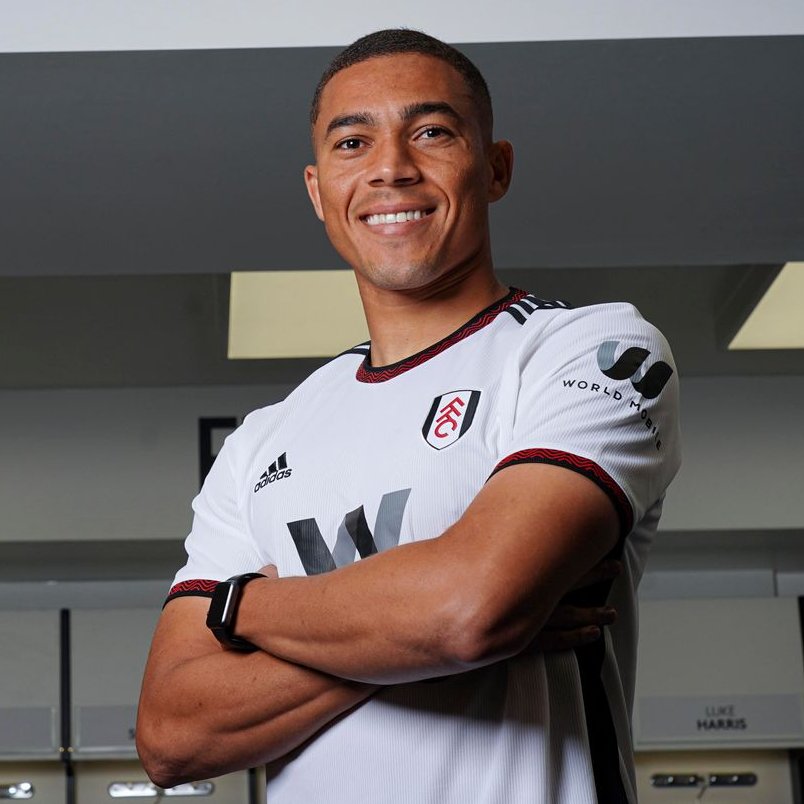 Apuração sobre Carlos Vinícius: O representante do atleta chegou agora há pouco em Londres, na Inglaterra. O agente do jogador aguarda novo contato do Bahia para dar sequência as negociações. Existe possibilidade de uma reunião acontecer.

Nas últimas semanas, Bahia e CFG