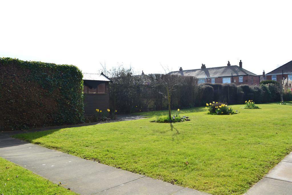 Hunters_BPL's tweet image. ✨NEW PROPERTY FOR SALE✨
Thornhill Close, South Shore, Blackpool
£80,000
**WELL PRESENTED FIRST FLOOR 1 BED FLAT, IDEAL FIRST FOR TIME BUYERS OR AS AN INVESTMENT OPPORTUNITY** 
Call 📞 Hunters Blackpool on 01253 362640 to arrange a viewing. 
#flat #1bed