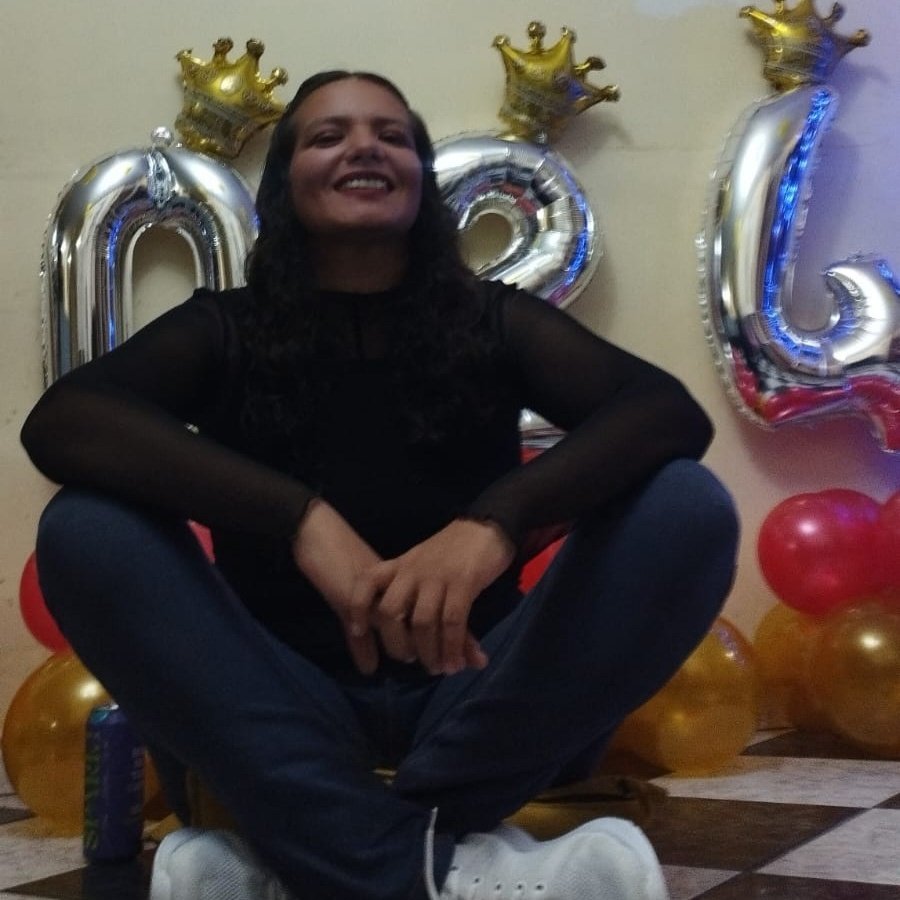 Clau_moali's tweet photo. #NuevaFotoDePerfil https://t.co/env88yuLOK