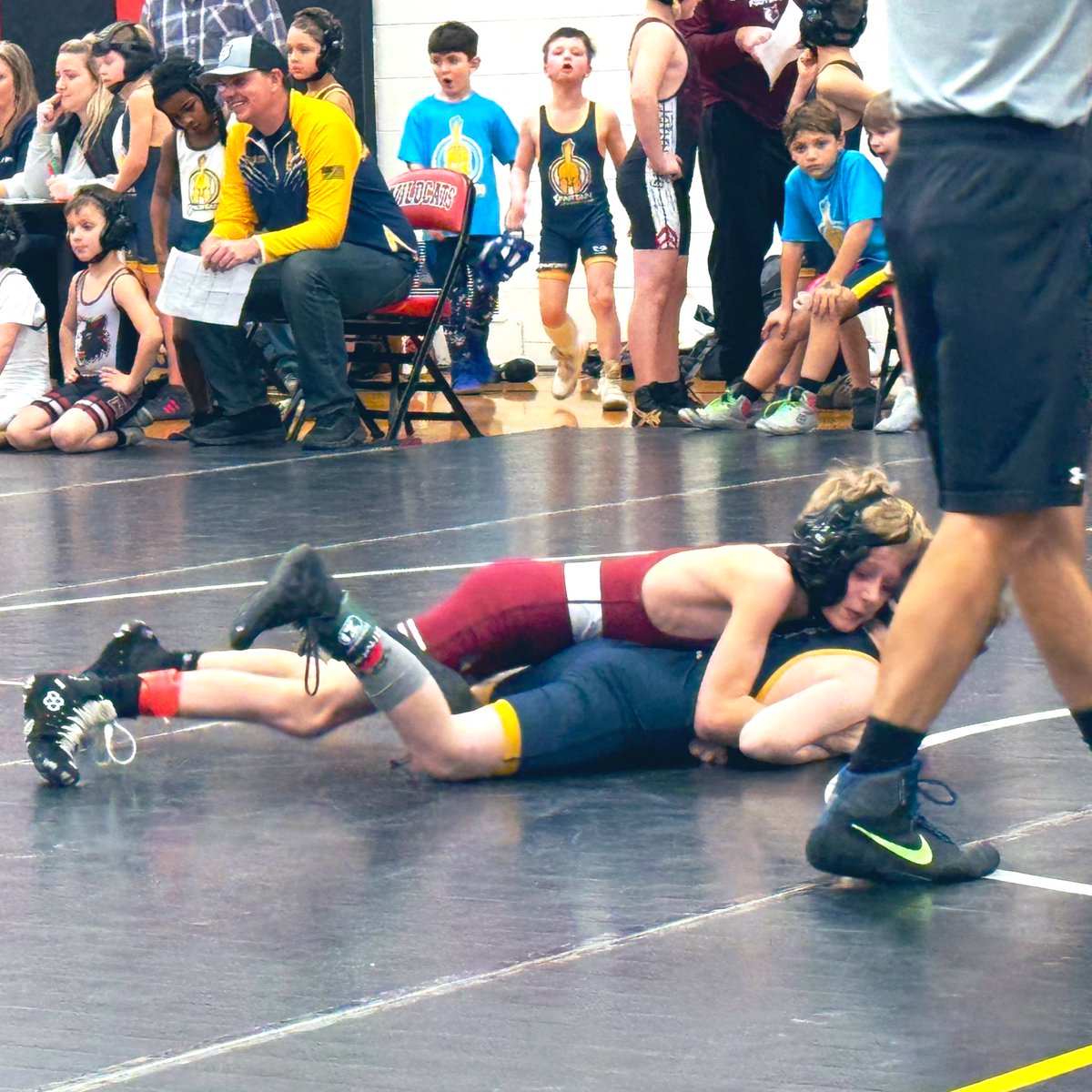 Wolves_WC's tweet image. Huge thanks to the Johnsburg Spartans Wrestling Club for hosting the Thursday Night Throw Down!
🤼🐺

#jrwolveswrestling #jrwolves #ikwf #usawrestling #crystallake #prairieridge #prairieridgewrestling